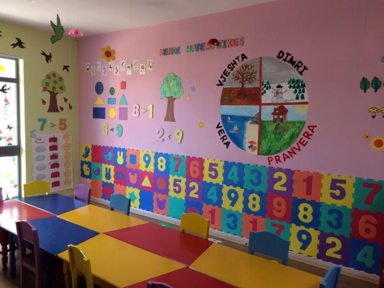 Lëndohen dy të mitur në Tiranë, njëri në kopësht, tjetri në çerdhe