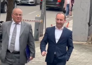Lajm i Fundit/ Kryebashkiaku i Kuçovës merret i pandehur nga SPAK