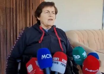 “S’di ç’më bëri…”, gruaja i futet në shtëpi dhe grabit të moshuarën