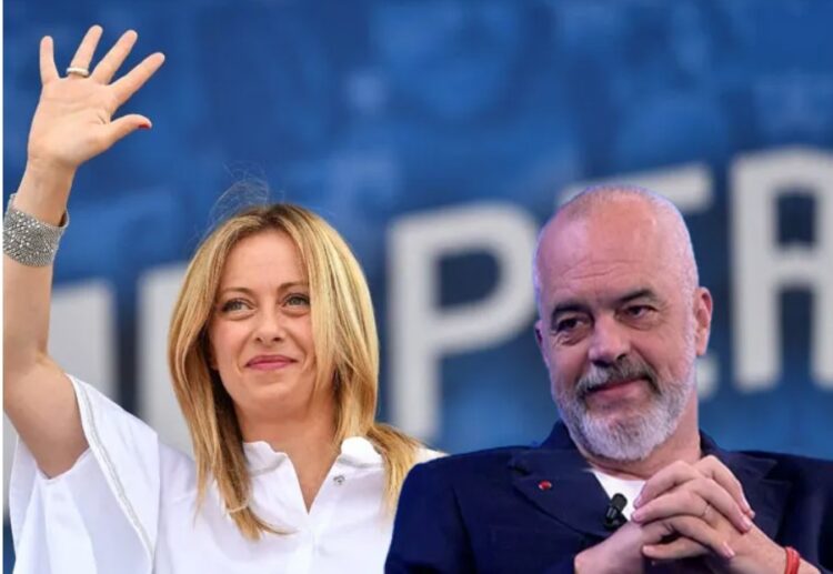 Rama kthen Shqipërinë në kamp refugjatësh për Italinë