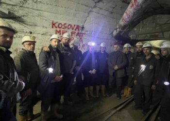 Arrihet marrëveshja, ndërpritet greva e minatorëve të Trepçës