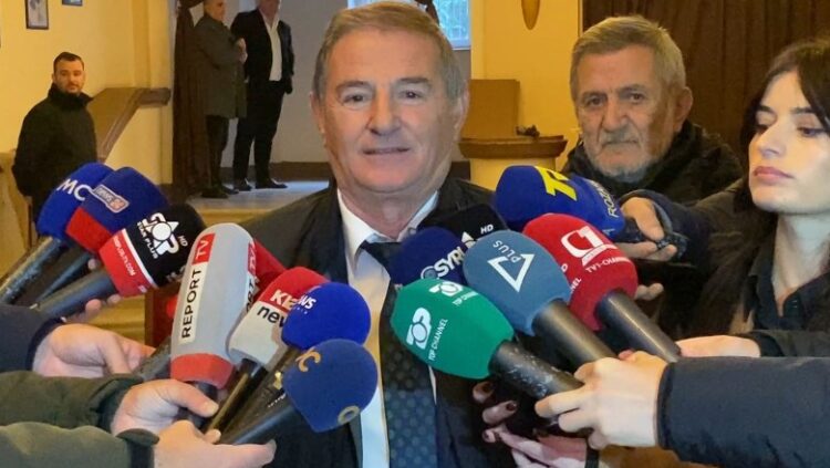 “Zefi na la!”, Edmond Halili tregon momentin prekës: Më këputi këmbët