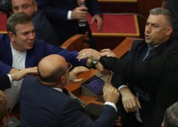 Edhe Bardhi nuk mbetet prapa Çuçit, padit në SPAK deputetin Sinaj