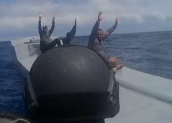 Ekuador, kapet një nëndetëse me pesë tonë drogë