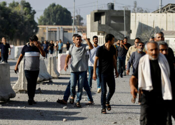 Izraeli ndërpret të gjitha kontaktet me Gazën, kthen punëtorët e saj