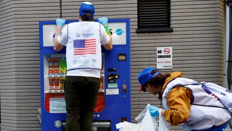 Tokio zhvillon Kampionatin e parë Botëror për mbledhjen e plehrave