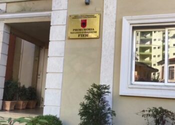 Trafik droge, sekuestrohen 37 pasuri të dy vëllezërve në Fier