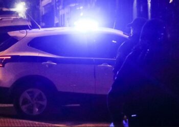 Vdes 60-vjeçari shqiptar që u qëllua me plumb në gjoks në Greqi!