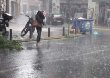 Reshjet e shumta në Durrës, ja si paraqitet situata deri në orën 8:30