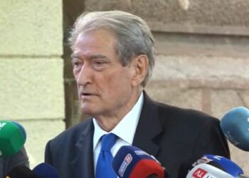 Berisha flet sërish jashtë Kryesisë: Ramës i ka hyrë lepuri në bark