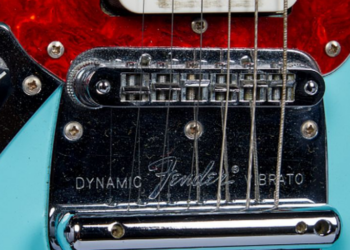 Shitet në ankand për 1.5 milionë dollarë kitara e Kurt Cobain