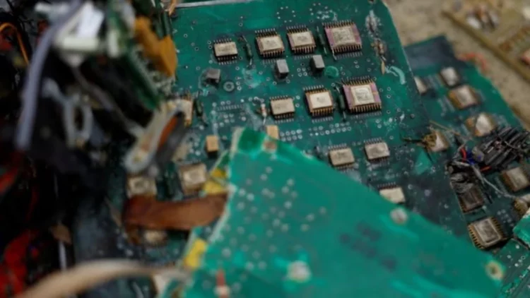 Firmat serbe furnizojnë Rusinë me mallra të sanksionuara teknologjike