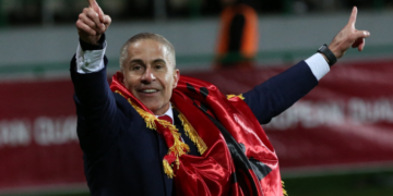 Silvinjo publikon formacionin, mungojnë shumë titullarë