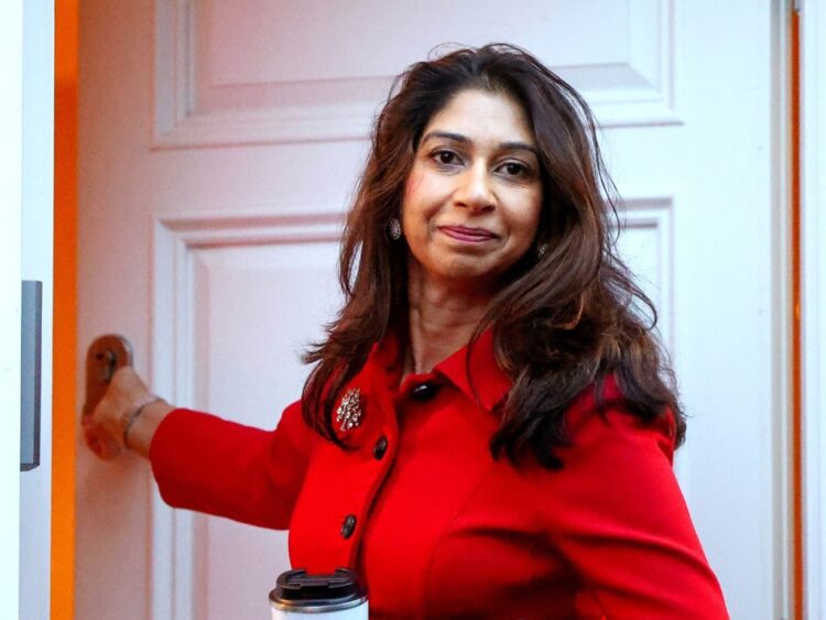 Rishi Sunak shkarkon sekretaren britanike, Suella Braverman