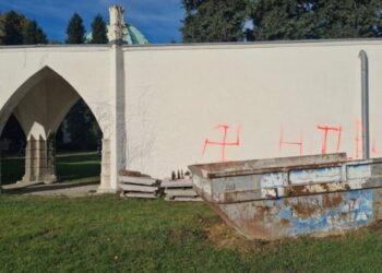 Vjenë, përdhosen varrezat hebraike