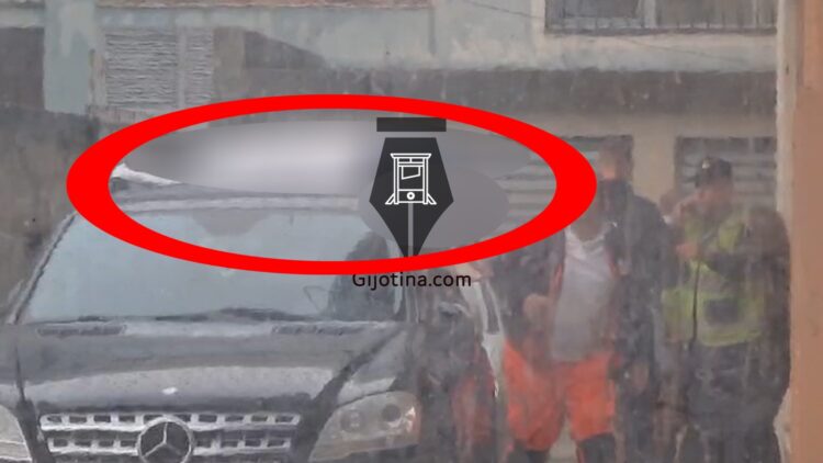 EMRI/ Vlorë, 22-vjeçarja bie nga kati i pestë i pallatit, gjen vdekjen