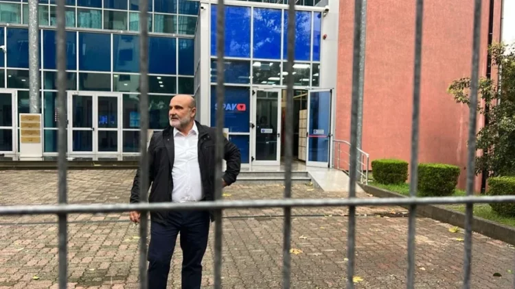 Sherri në Kuvend, deputeti Vullnet Sinaj paraqitet në SPAK