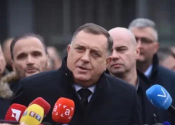 Dyshohet se po shkel paqen, Millorad Dodik del para gjykatës