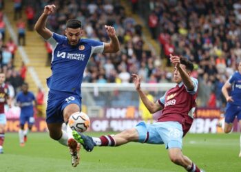 Torino i bën presion Chelsea-t për Armando Brojën