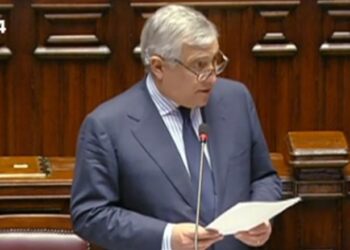 Ministri italian sot në Shqipëri, në fokus marrëveshja për emigrantët