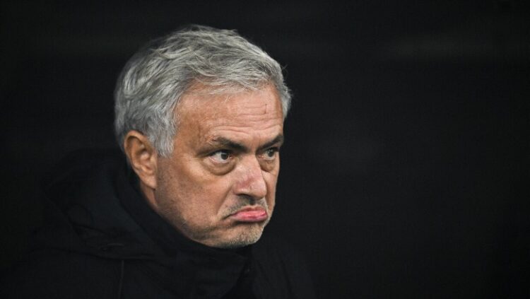Mourinho-Guardiolës: Vetëm ai e ka këtë luks, edhe play-off nuk…