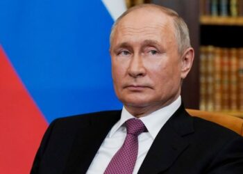 Shitet për 20 mijë euro kartivizita e Vladimir Putin e viteteve 1990