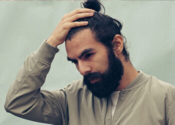 Ereksioni: Cili ushqim e ‘kërcënon’ dhe cili e zgjat