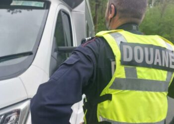 Tentoi të trafikonte 72 kg marijuanë drejt Francës, arrestohet shqiptari