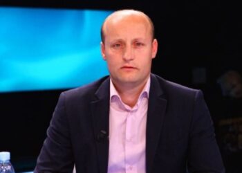 SPAK merr “peng” gazetarin Elton Qyno