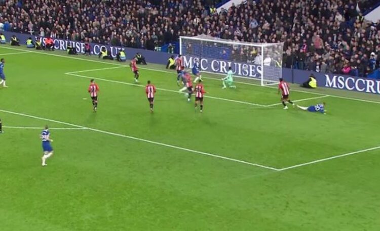 VIDEO/ Me portën bosh, Broja humbet shansin për të shënuar