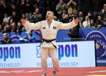 Akil Gjakova i jashtëzakonshëm, kalon në finalen e Europianit