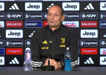 Juventus merr 3 pikë ndaj Frosinones, Allegri i kënaqur