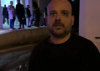 “Kisha fëmijët në banesë”, flet banori që u përfshi nga flakët