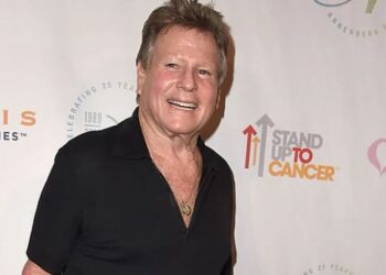 Ndërron jetë në moshën 82 vjeçare aktori i “Love Story”, Ryan O’Neal