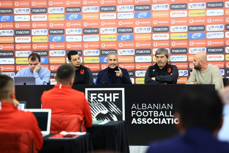 Kursi për licencën UEFA Pro, Silvinjo ndan eksperiencën e tij me kursantët