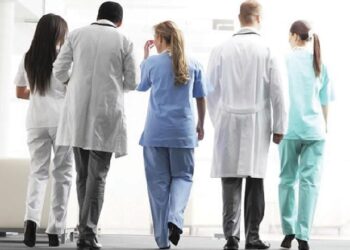 Studimi: 155 mjekë ikën këtë vit nga Kosova, situata do përkeqësohet