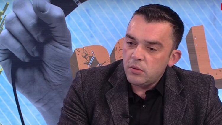 “Pa ta q* atë nanë që t’ka pjellë”, avokati kërcënon prokurorin (FOTO)