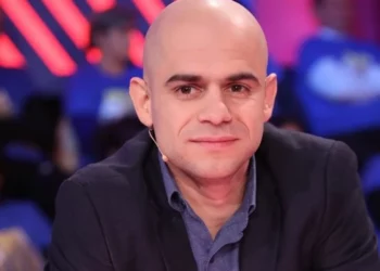 Si po i zbraz qytetet shkurtimi i institucioneve në rrethe