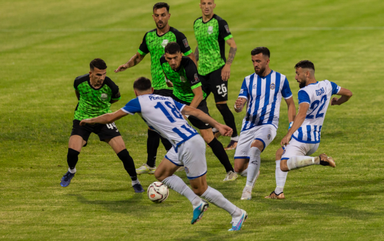 Luhet java e fundit e fazës së dytë, spikatin derbi i veriut dhe Egnatia–Tirana