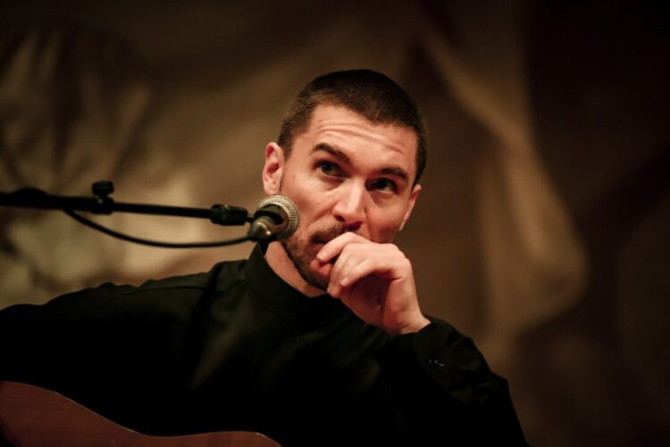 Do mbajë koncertin e tij! Shpat Deda heq dorë nga Festivali i Këngës?