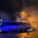 VIDEO/ Merr flakë autobusi në Elbasan