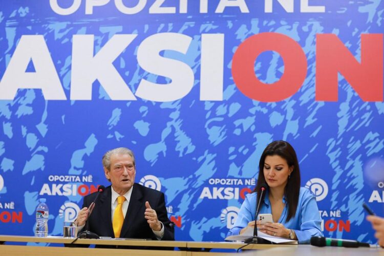 Berisha-Ramës: I thurre lavde SPAK-ut se e ke ushtar në betejën