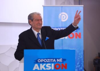 Berisha: Rama shtoi pasurinë e tij 16 herë, mosbindja civile do e…