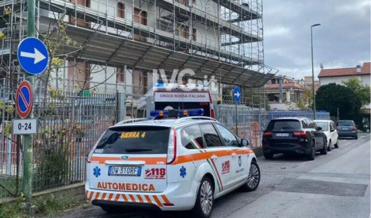 Tragjike/ Bie nga ndërtesa ku punonte, humb jetën shqiptari në Itali