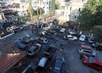 Forcat izraelite bastisin spitalin Al-Ahli, arrestojnë stafin