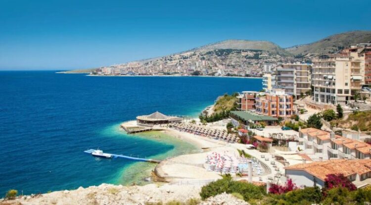 Alarm për e-mailet mashtruese, si vidhen hotelet në Sarandë/ Kujdes nga mesazhet në…