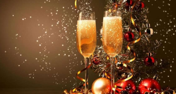 Viti i Ri, 10 mesazhe të veçanta për të uruar miqtë tuaj