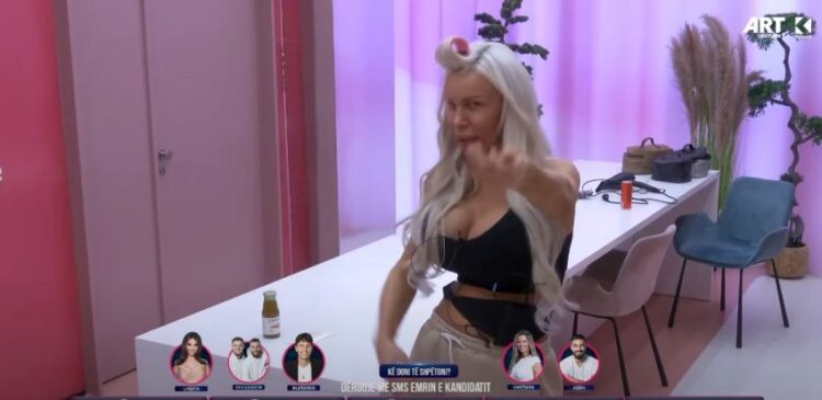 VIDEO/ “O Kadri o…”, Edona i bie “çiftelisë” dhe…