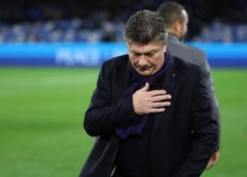 Napoli përgatit revolucion në janar