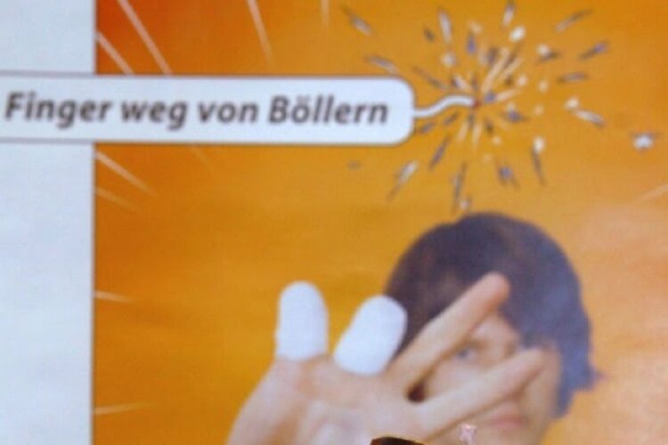 ​Një fëmijë 10-vjeçar humb tre gishta nga fishekzjarrët